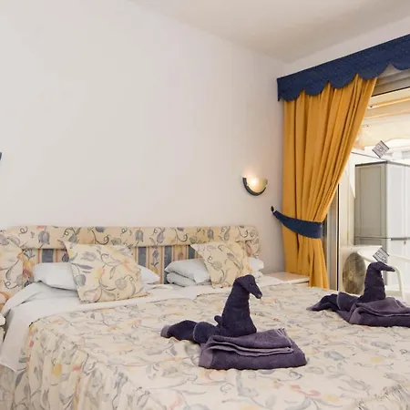 Santa Maria 65 - Two Bed * 阿德耶