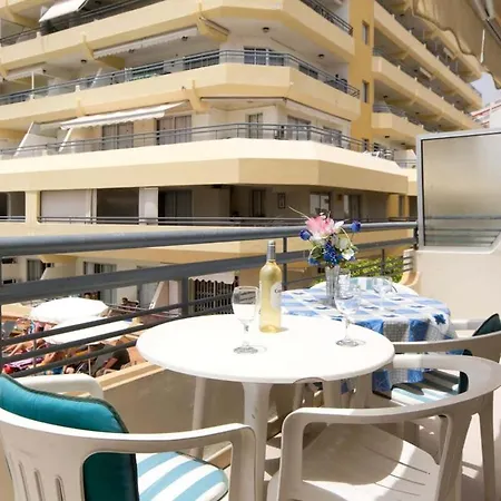 Santa Maria 65 - Two Bed Lejlighed *